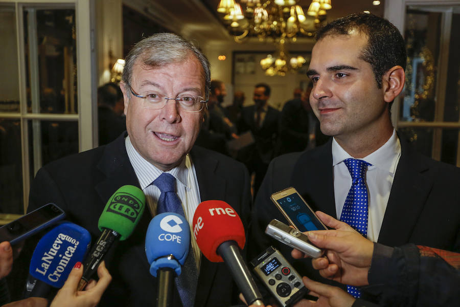 Fotos: Encuentro entre el alcalde de León y el de Almería sobre la Capitalidad Gastronómica