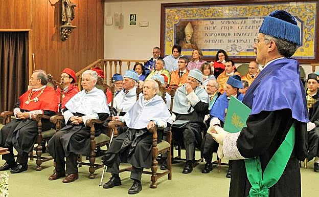 Imagen principal - Una causa de honor