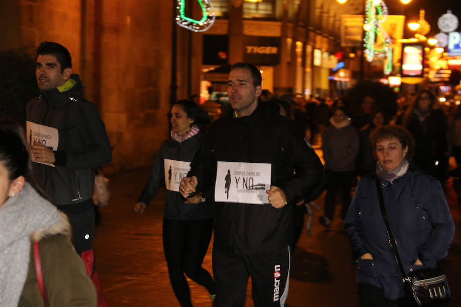 Fotos: Carrera de protesta por el asesinato de Laura Luelmo