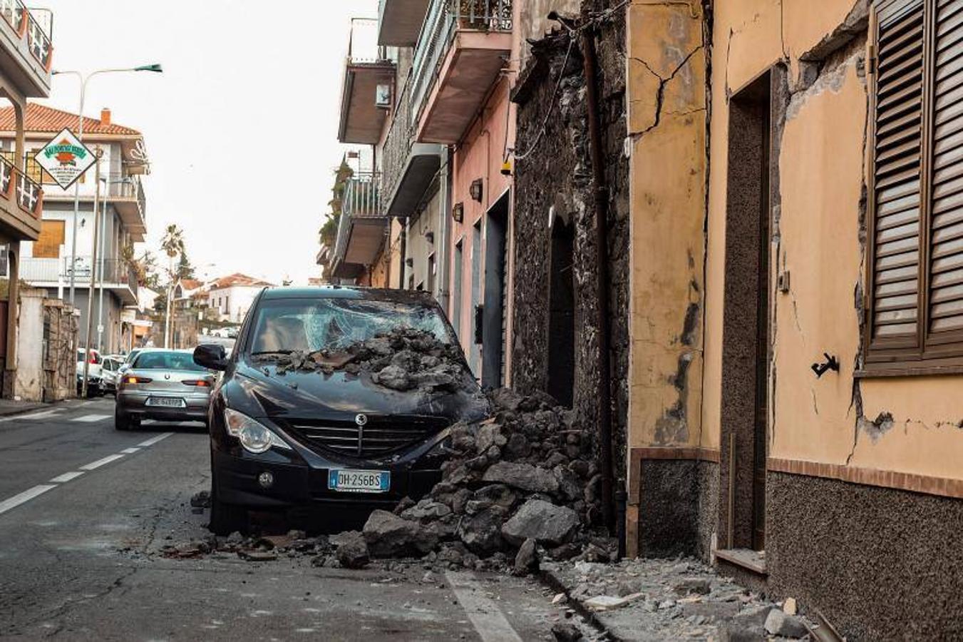 El presidente de la región italiana declara el estado de calamidad después del terremoto de 4,8 grados vinculado a la erupción del volcán