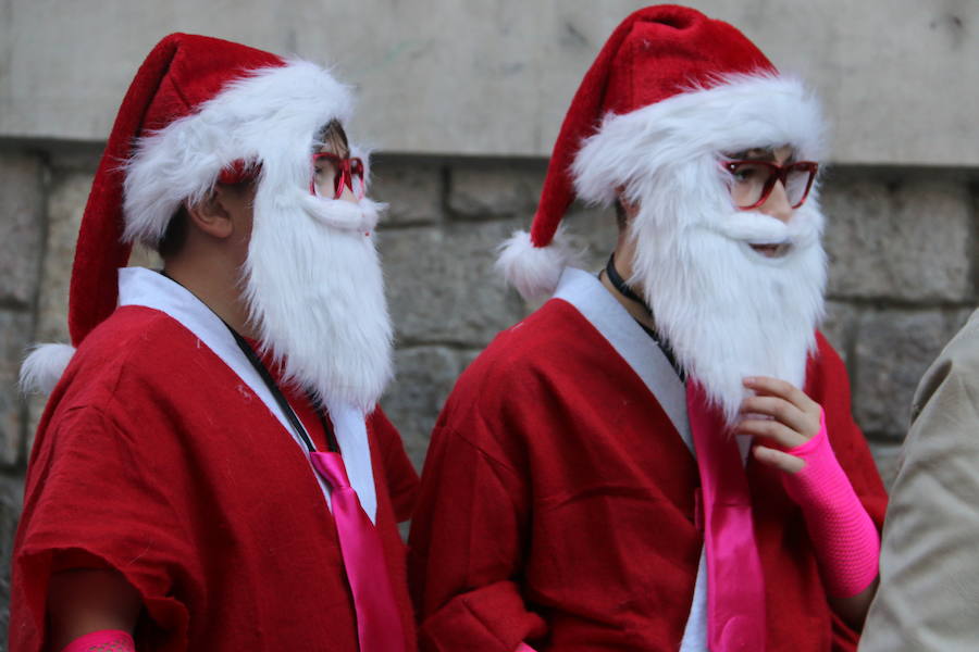 Fotos: La San Silvestre popular vuelve a llenar León de diversión