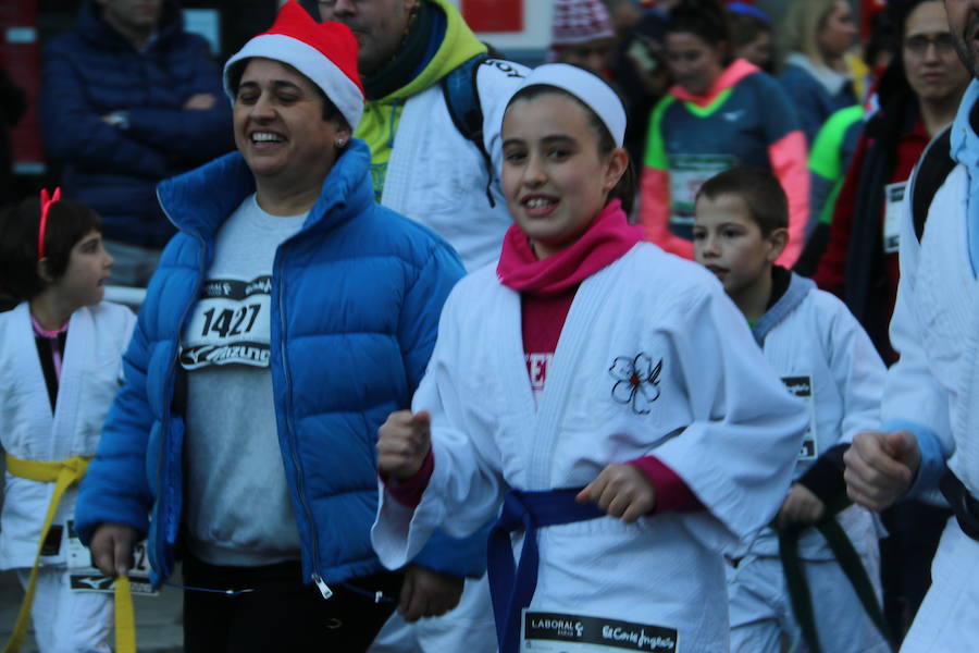 Fotos: La San Silvestre popular vuelve a llenar León de diversión