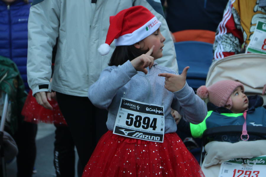 Fotos: La San Silvestre popular vuelve a llenar León de diversión