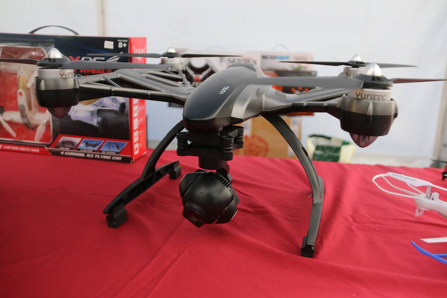 Fotos: Los drones protagonistas de la Navidad en Valverde de la Virgen