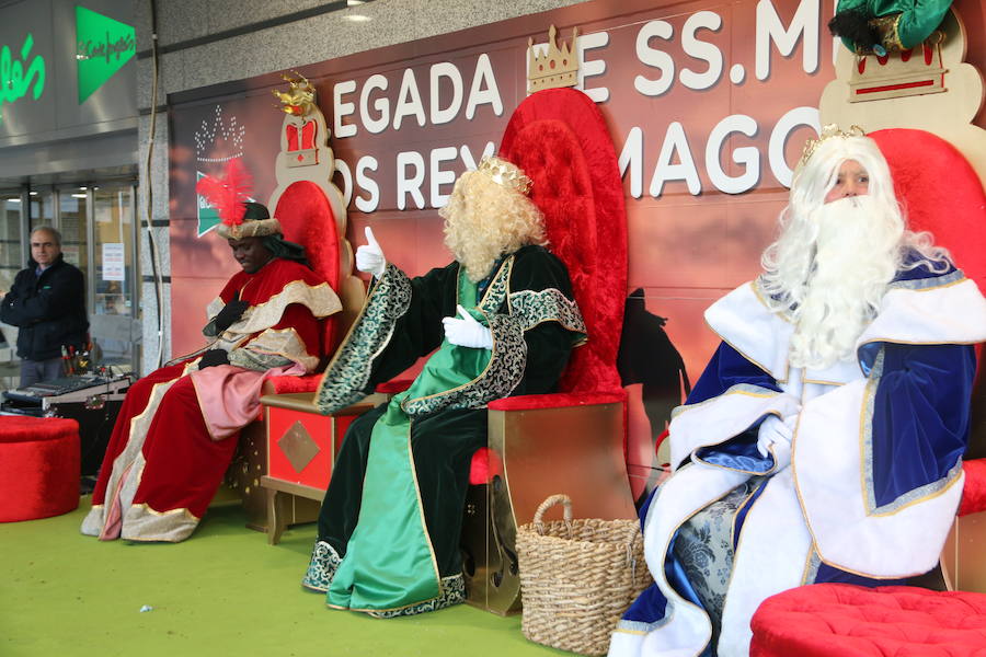 Fotos: Los Reyes Magos llegan a León