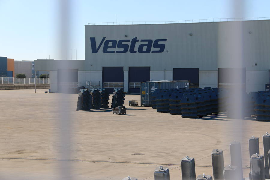 Desde el 1 de enero de 2019 la multinacional danesa Vestas no tiene relación con la provincia de León, a pesar de ello su nombre sigue presente en la factoría de Villadangos del Páramo