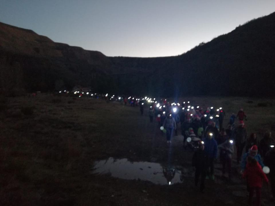 Fotos: Marcha solidaria navideña &#039;Los Duendes de Haeda&#039; en Ciñera