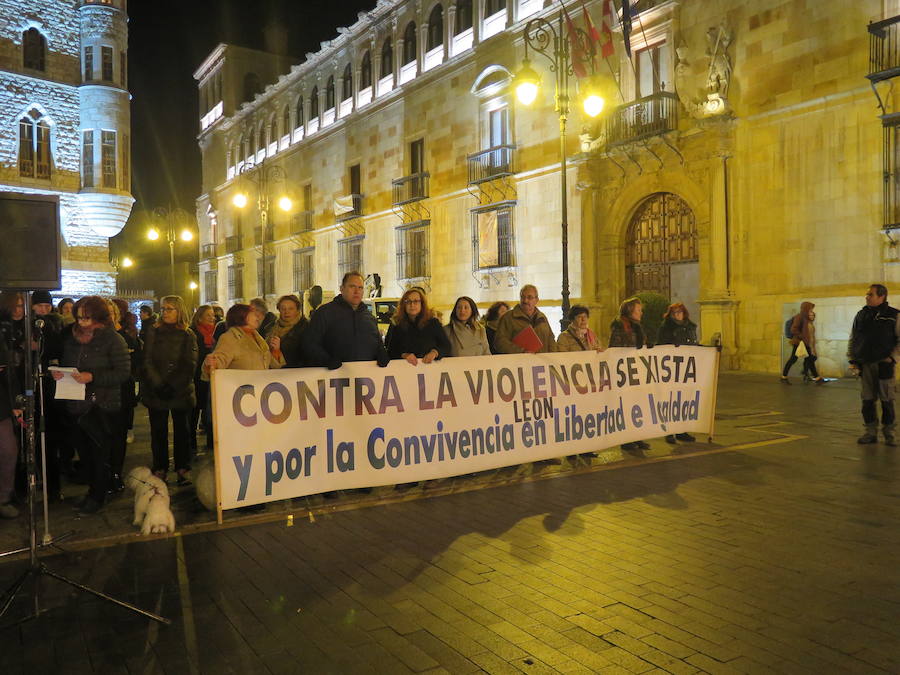 Fotos: Convocatoria de los Lunes Sin Sol