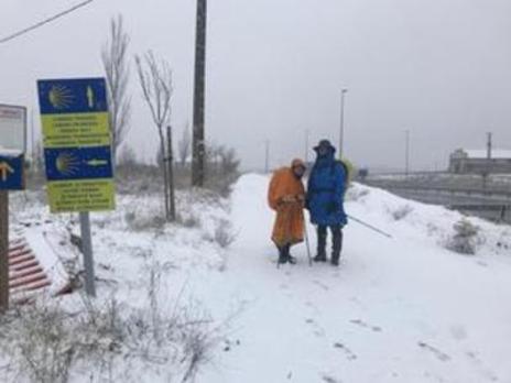 Peregrinos en La Virgen del Camino. 