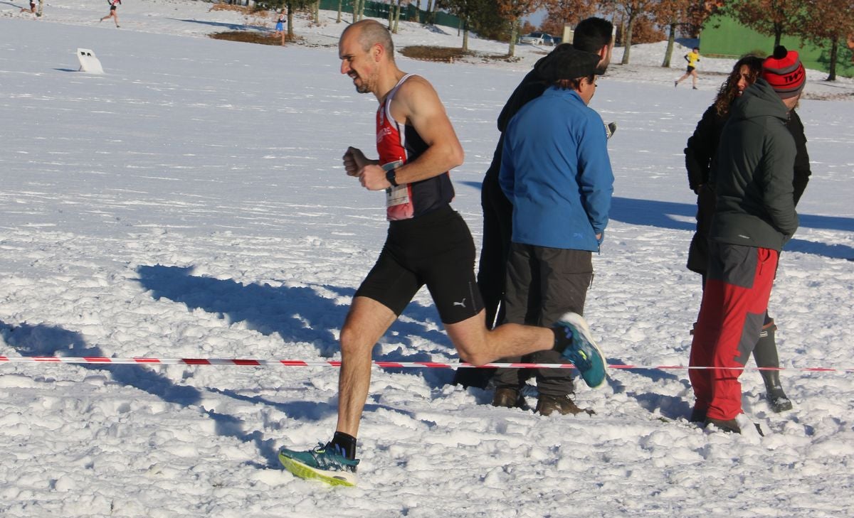 Fotos: Las imágenes del cross popular de San Miguel del Camino