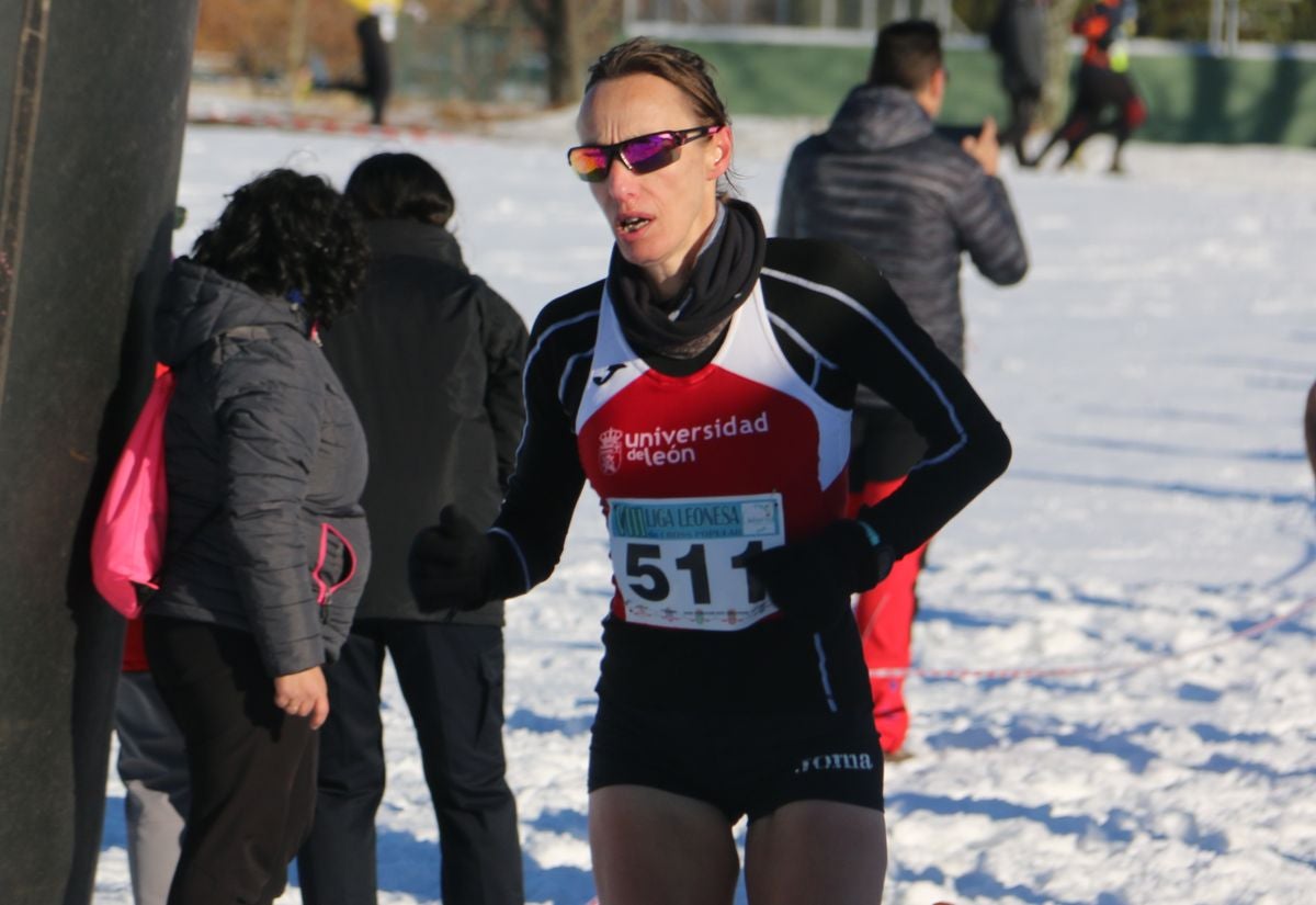 Fotos: Las imágenes del cross popular de San Miguel del Camino