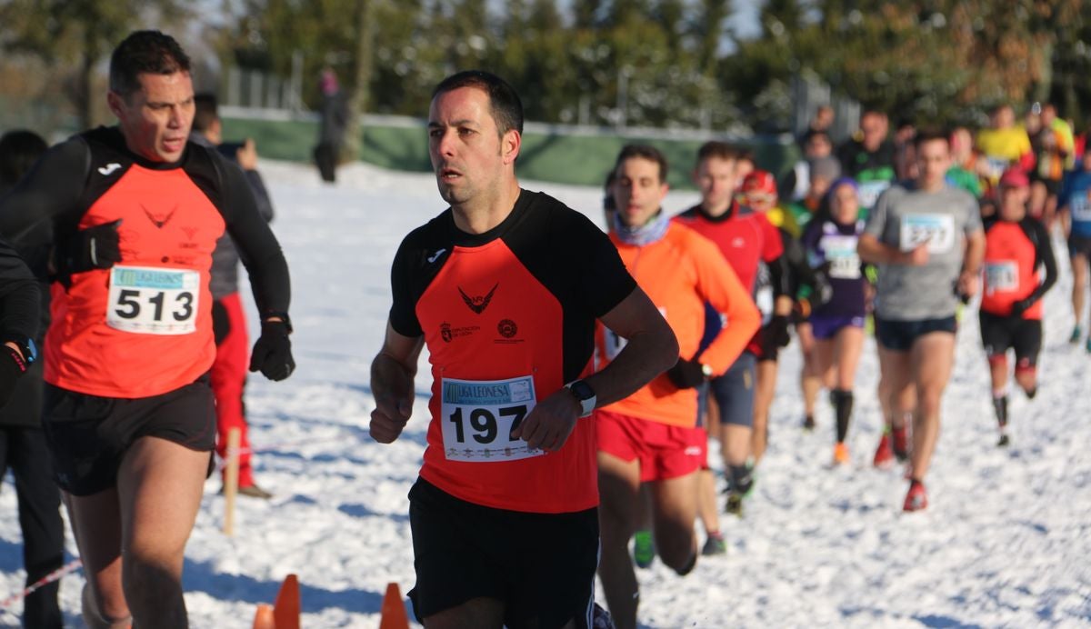 Fotos: Las imágenes del cross popular de San Miguel del Camino