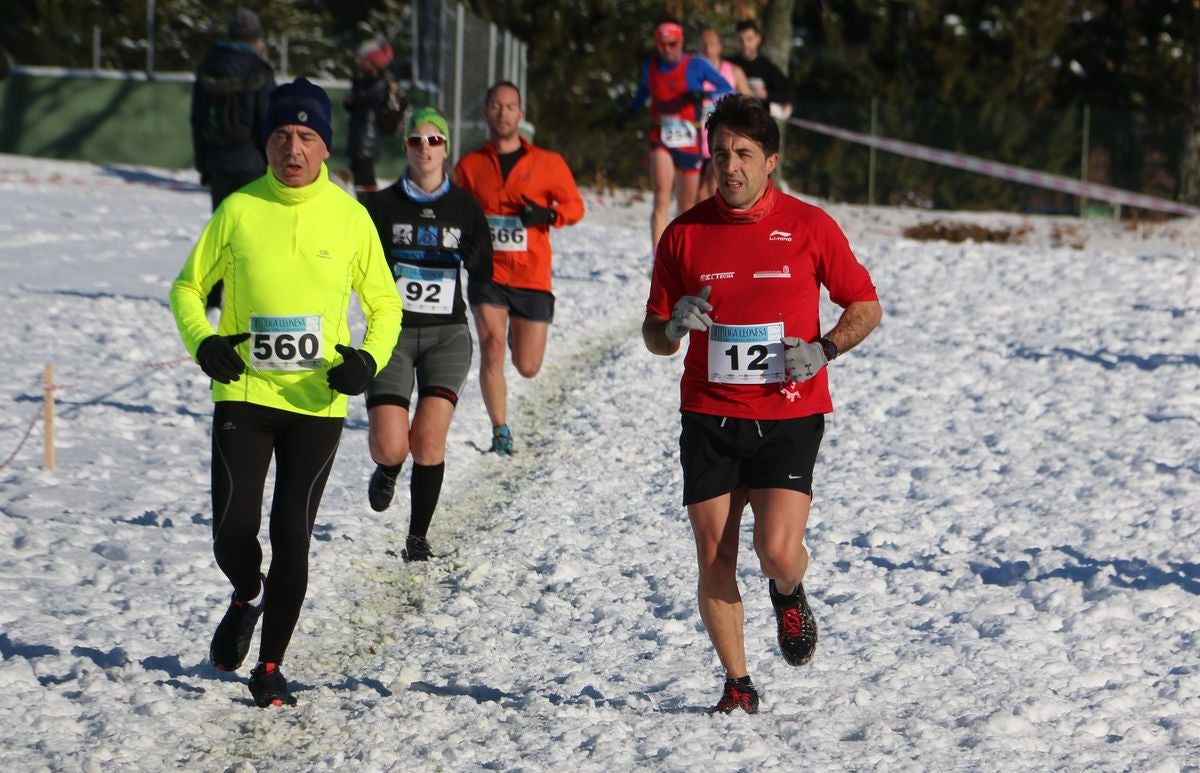 Fotos: Las imágenes del cross popular de San Miguel del Camino