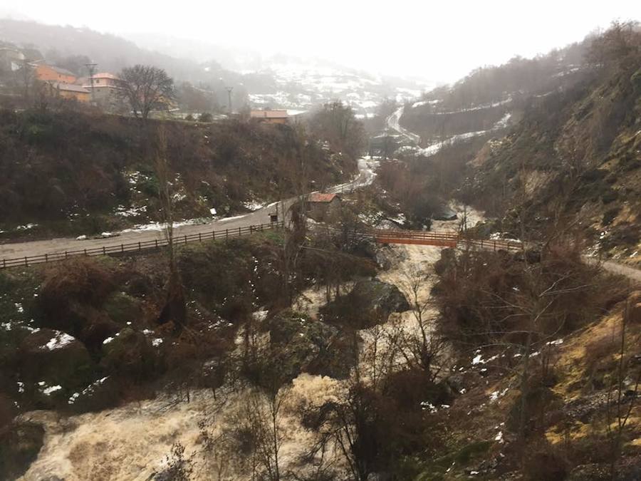 Fotos: La riada sorprende al valle de Valdeón