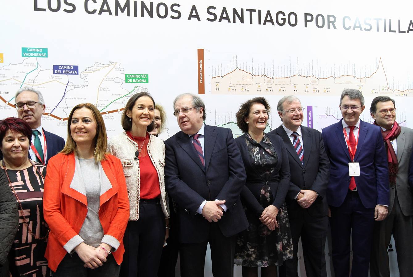 Fotos: Juan Vicente Herrera visita el stand de Castilla y Leób en Fitur