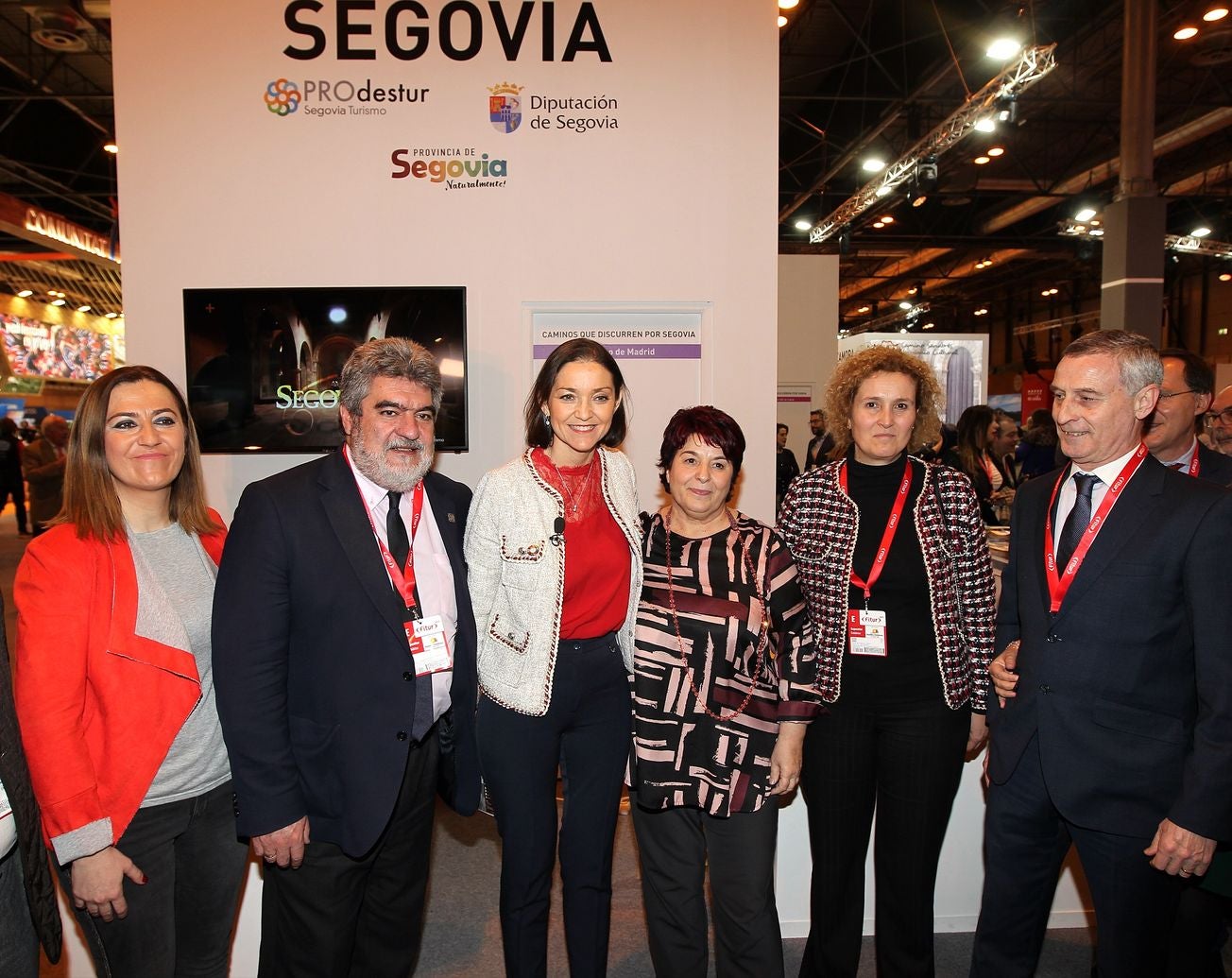 El presidente de la Junta de Castilla y León, Juan Vicente Herrera, Visita el stand de la Junta en Fitur.