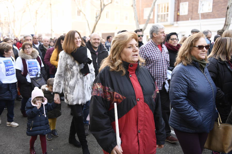 Fotos: Manifestación en Valladolid en defensa de la sanidad pública de Castilla y León