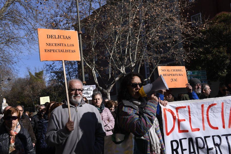 Fotos: Manifestación en Valladolid en defensa de la sanidad pública de Castilla y León