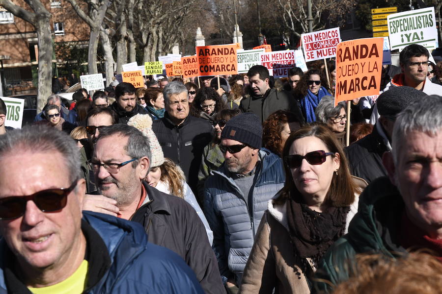 Fotos: Manifestación en Valladolid en defensa de la sanidad pública de Castilla y León