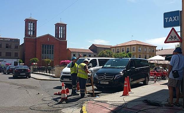 Instalación de la fibra en el municipio.