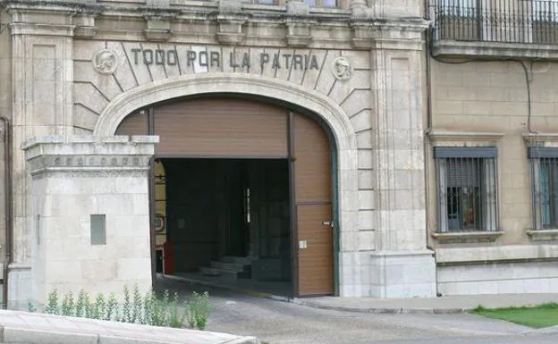Antiguo cuarteles de Almansa.