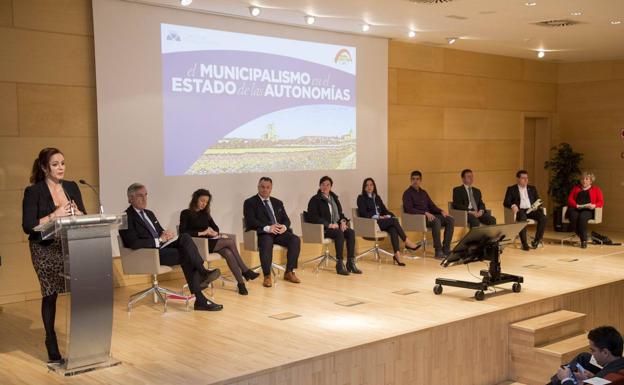 Jornada de debate sobre municipalismo.