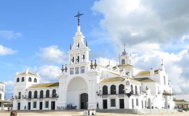 Imagen del Santuario de la Virgen del Rocio.