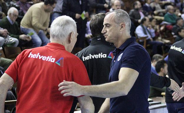 El técnico del Abanca Ademar, Rafa Guijosa.