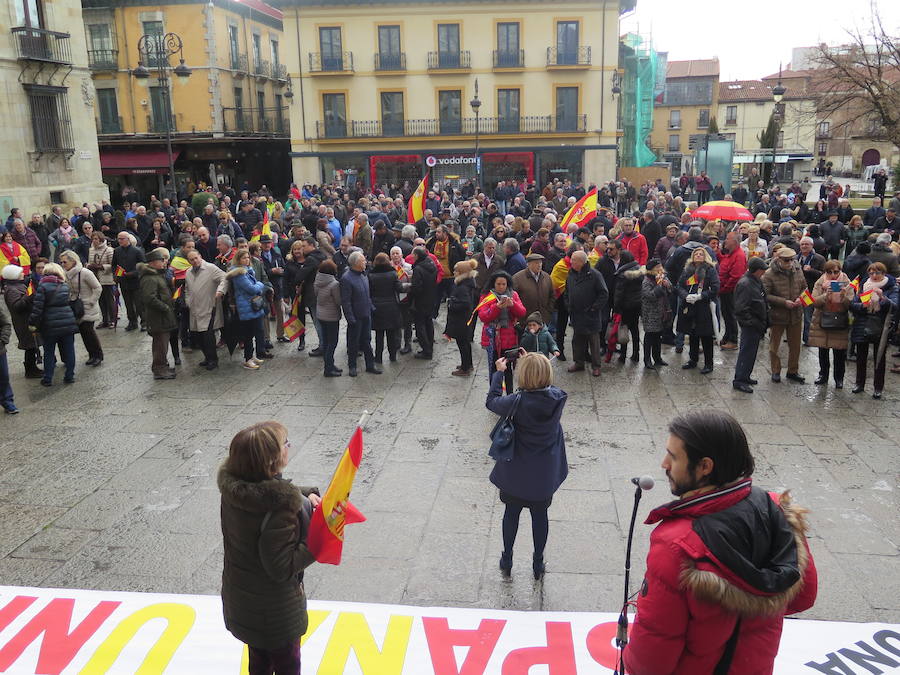 Fotos: Manifestación por la unidad de España en León