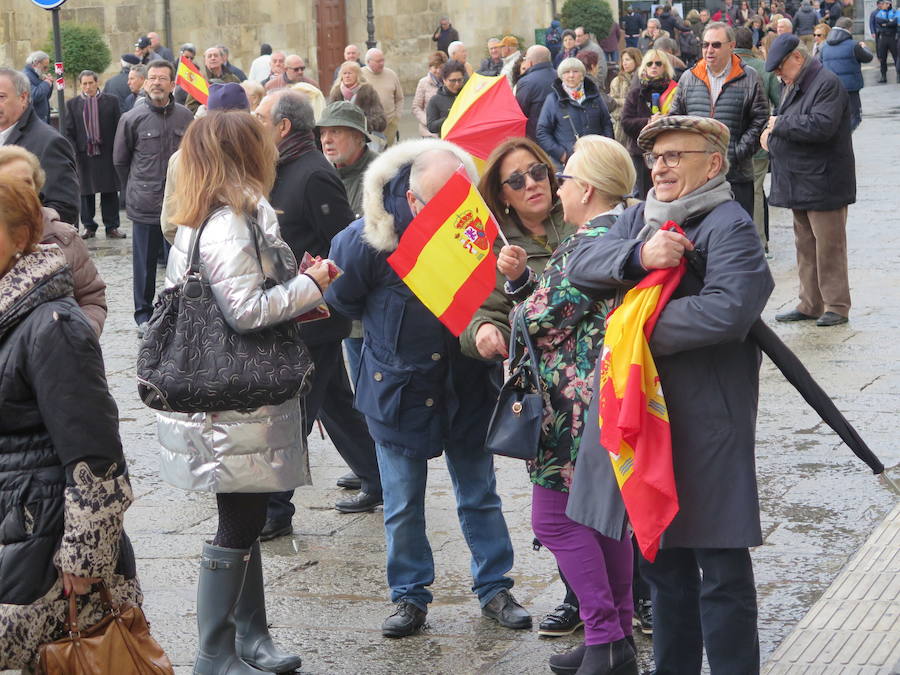 Fotos: Manifestación por la unidad de España en León