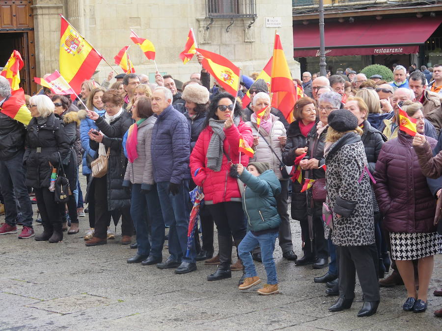 Fotos: Manifestación por la unidad de España en León