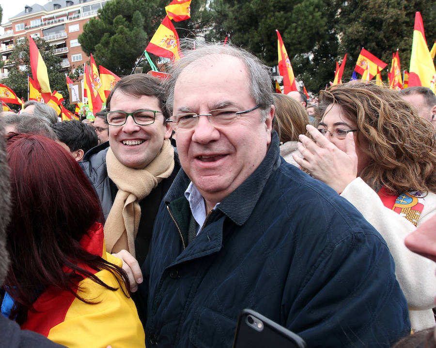 Fotos: Concentración en Madrid bajo el lema &#039;Por una España Unida ¡Elecciones ya!&#039;