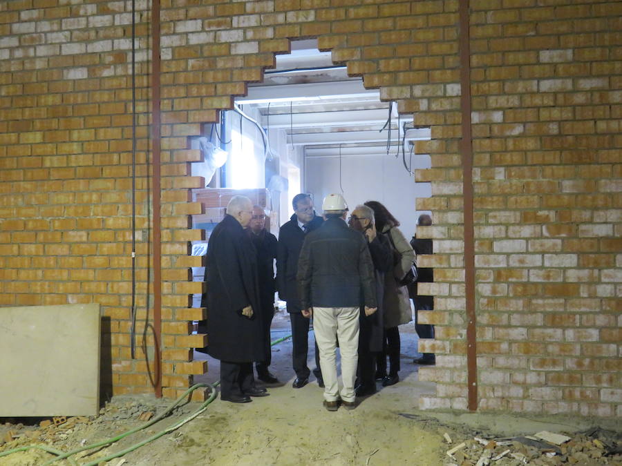 Fotos: Visita a las obras del Museo de la Semana Santa de León