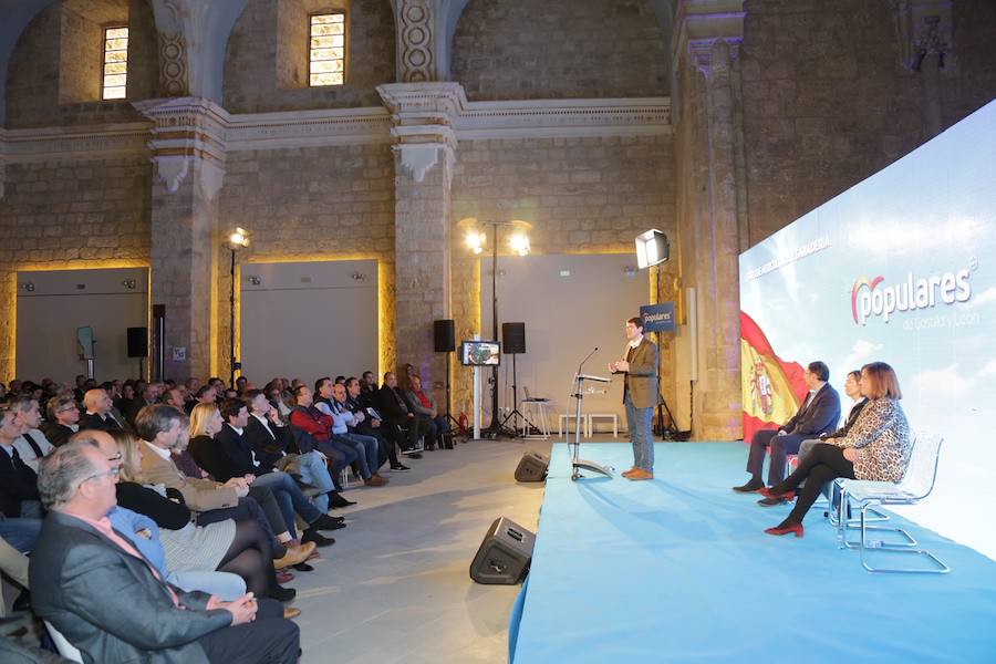 Fotos: Foro de Agricultura y Ganadería del PPCyL en Becerril de Campos