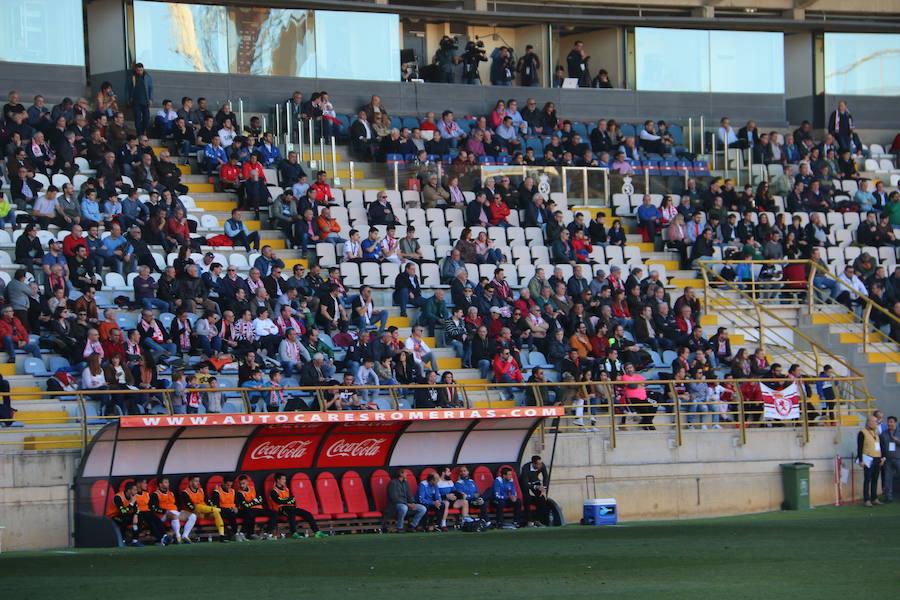 El equipo leonés se deshace con facilidad del Unión Adarve gracias a los goles de Saúl, Aridane y Yeray | Los hombres de Aira logran completar uno de sus mejores partidos y dejan la portería a cero, dando una alegría completa a su afición