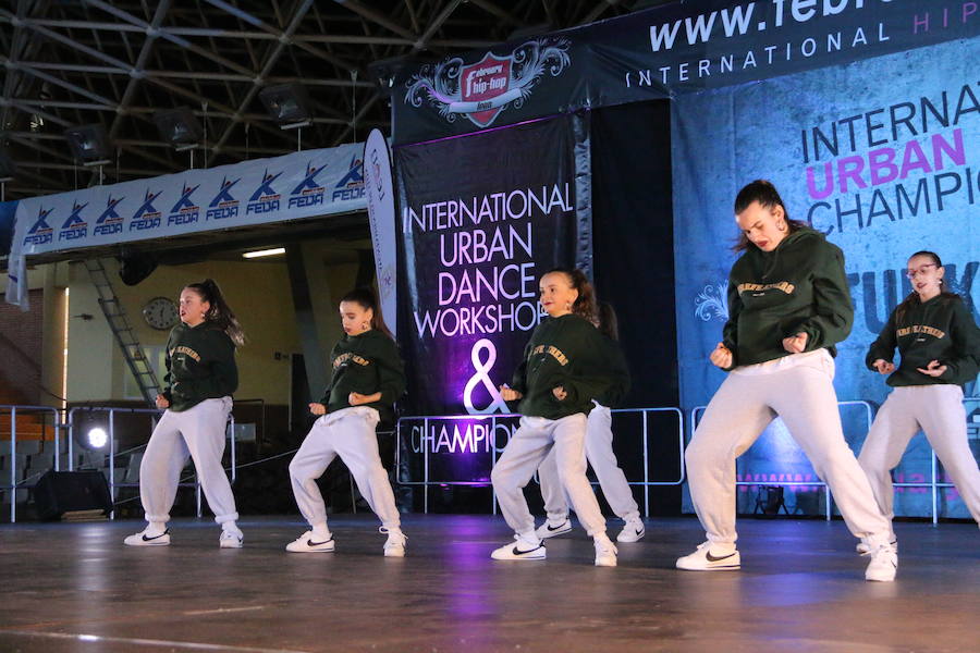 Fotos: Campeonato de Danzas Urbanas en León (II)