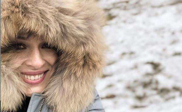 Eva González sufre un accidente en la nieve