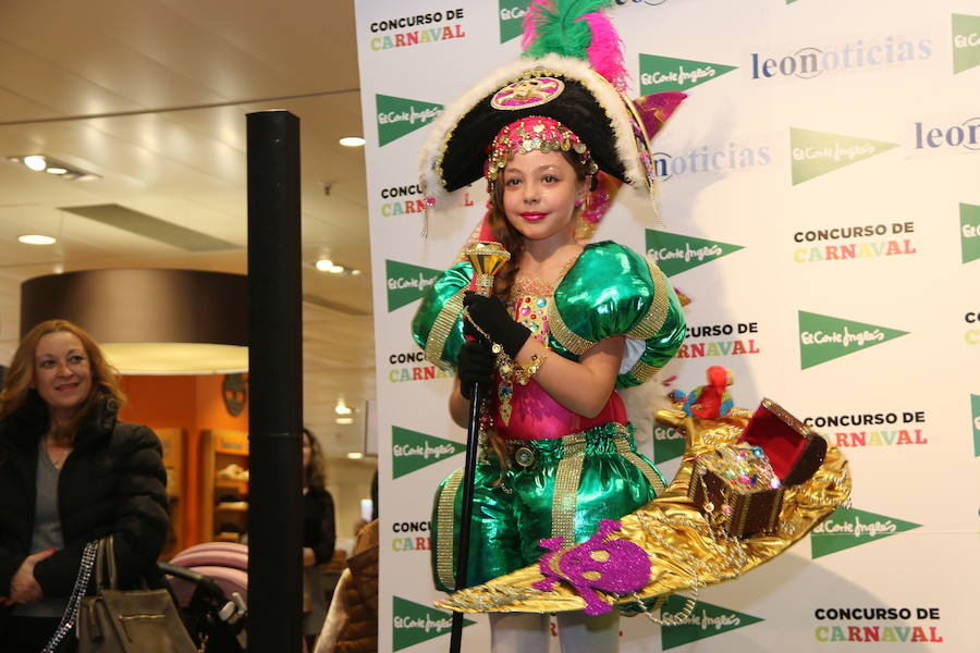 Fotos: El Carnaval de El Corte Inglés y leonoticias