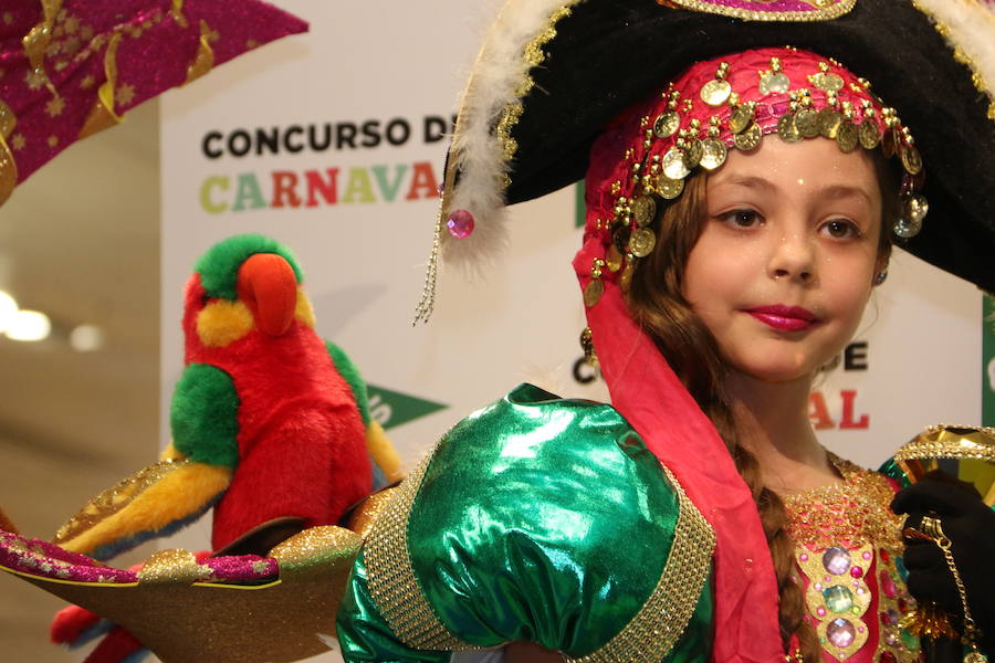 Fotos: El Carnaval de El Corte Inglés y leonoticias
