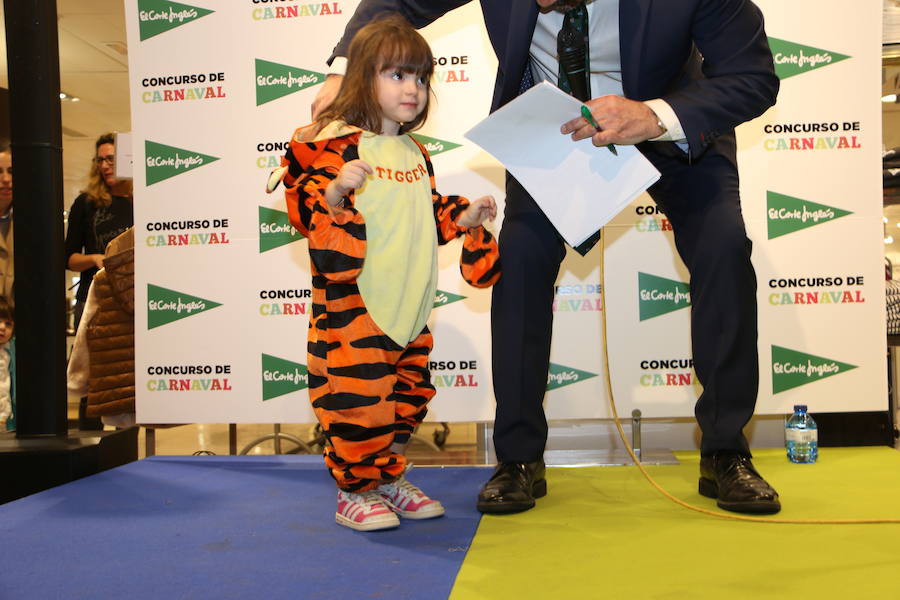 Fotos: El Carnaval de El Corte Inglés y leonoticias