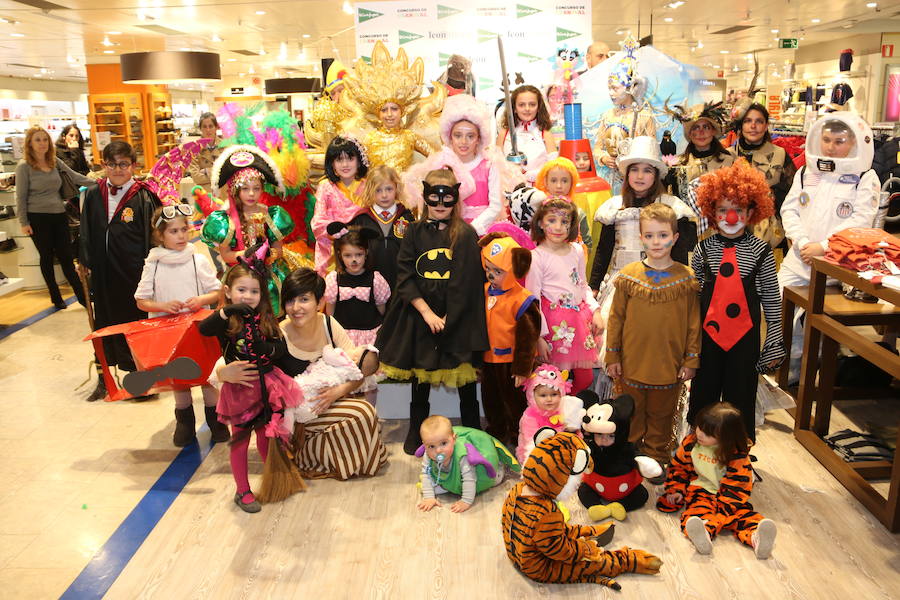 Fotos: El Carnaval de El Corte Inglés y leonoticias