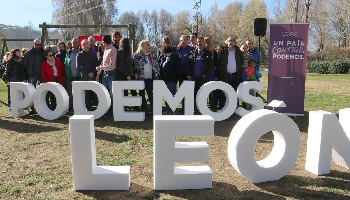 Fotos: Podemos presenta sus candidatos por León al Congreso y al Senado