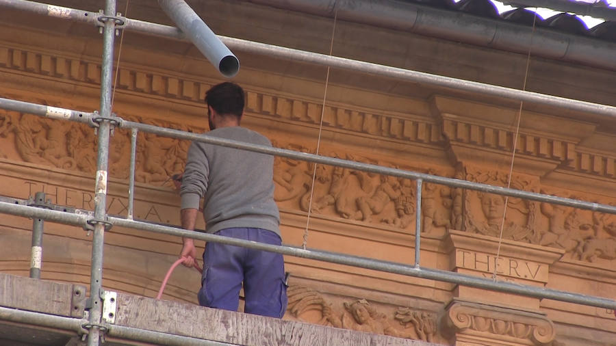 La ampliación de este edificio histórico, fruto del convenio que mantienen la Fundación Montemadrid y el Cabildo, multiplica por tres su espacio, recupera elementos arquitectónicos de gran valor y dota al espacio de un ambicioso proyecto museográfico 