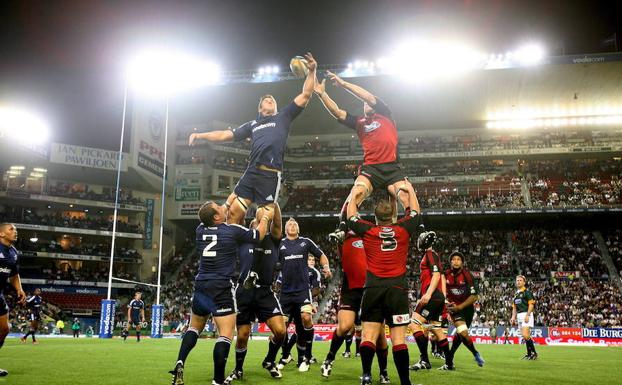 Los Crusaders, en un partido ante los Stormers de Sudáfrica. 