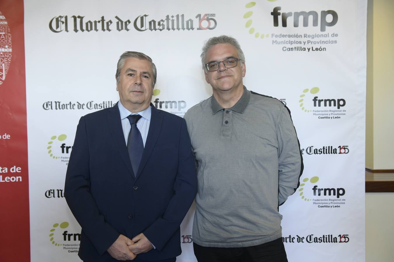 Antonio Ibáñez, alcalde de San Martín de Valvení, y Víctor Manuel Sanz, alcalde de Fuensaldaña.