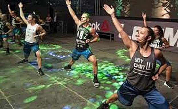 Zumba a favor de Amidown en Villaquilambre