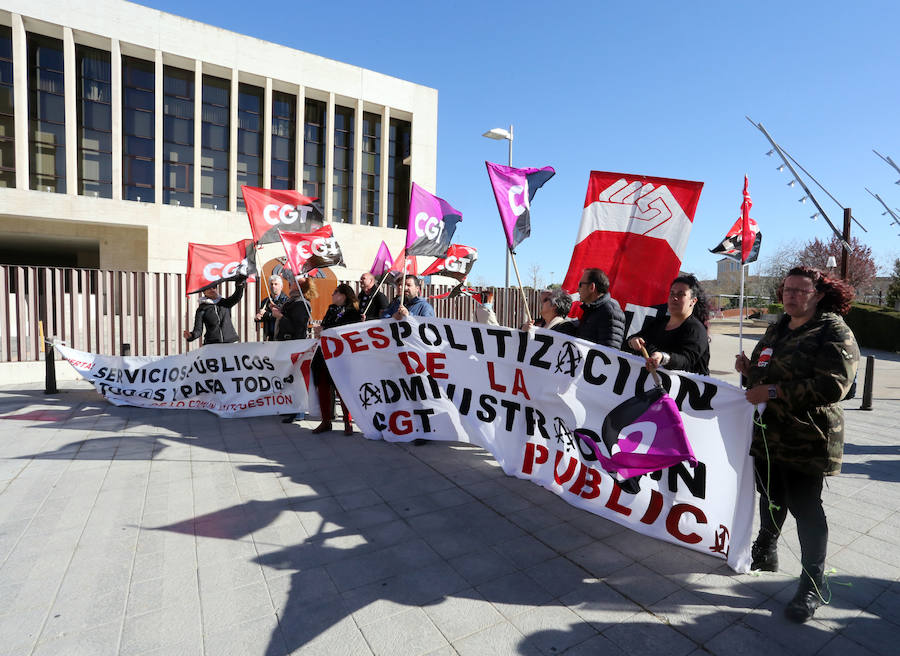 Fotos: Último pleno de la legislatura en las Cortes de Castilla y León