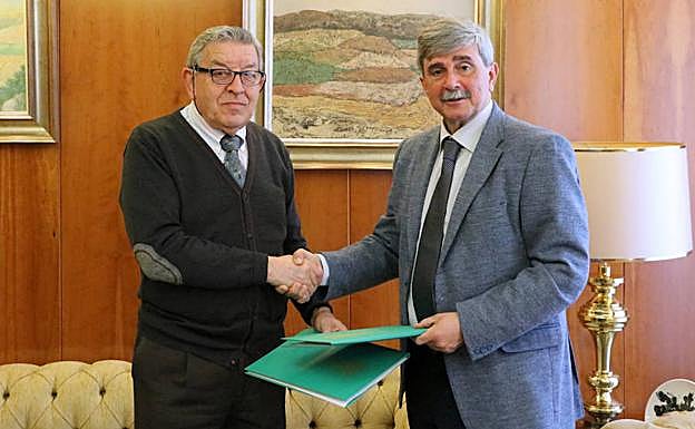 Firmado un convenio de colaboración entre la ULE y el Real Aero Club de León