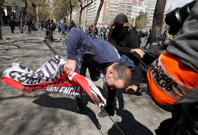 Fotos: Vox en Barcelona: Incidentes y varios detenidos independentistas