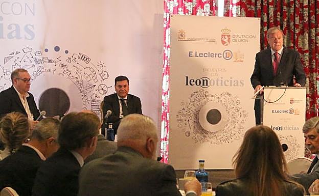 Vista general de la sala en la que se desarrolló el encuentro.